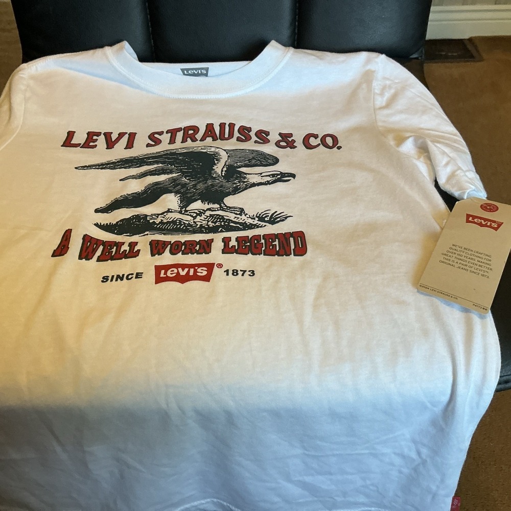 Levi's Short Sleeve Kids Size Medium 10/12